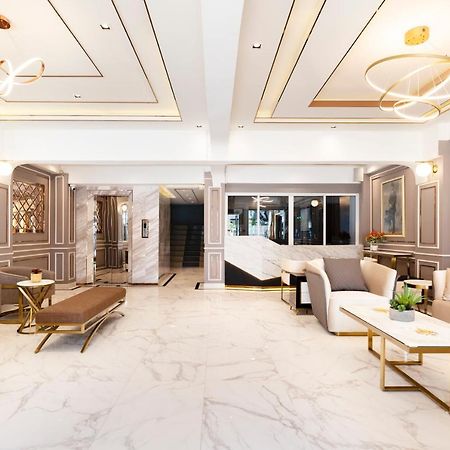 Penyos Suite Bangkok Luaran gambar